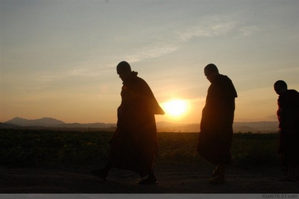 �۲�����������޳���״��