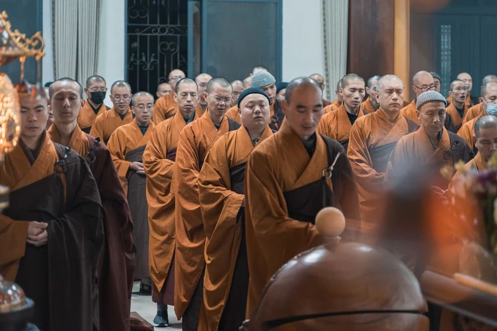 离一切相,同时即一切法